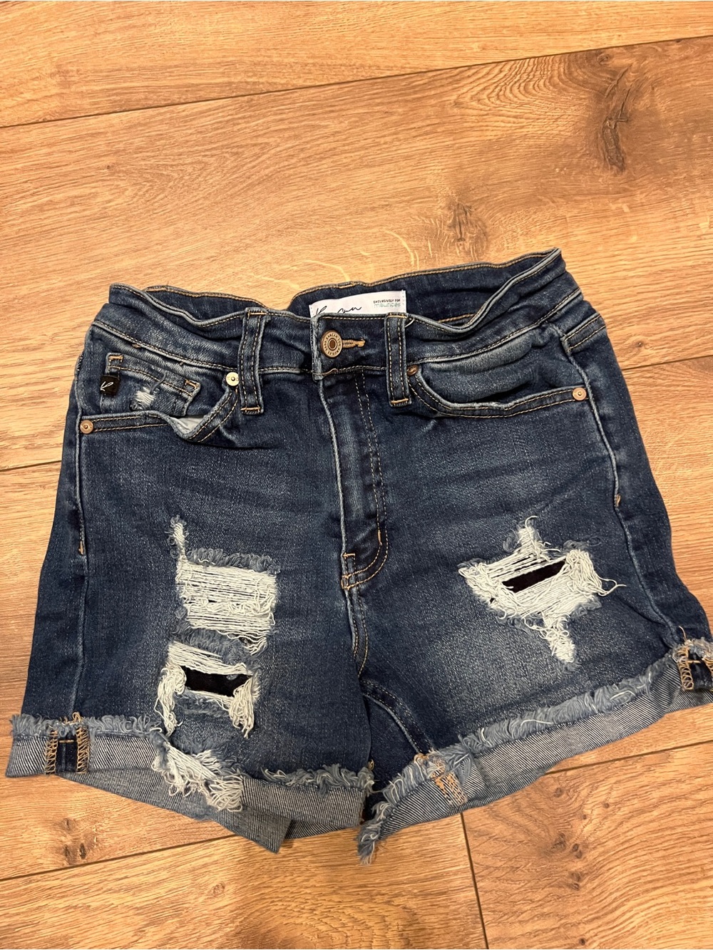 KanCan women’s denim shorts